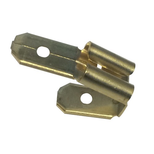 Product image for MOR 10714 3-Way Adapter (2 Male Tab